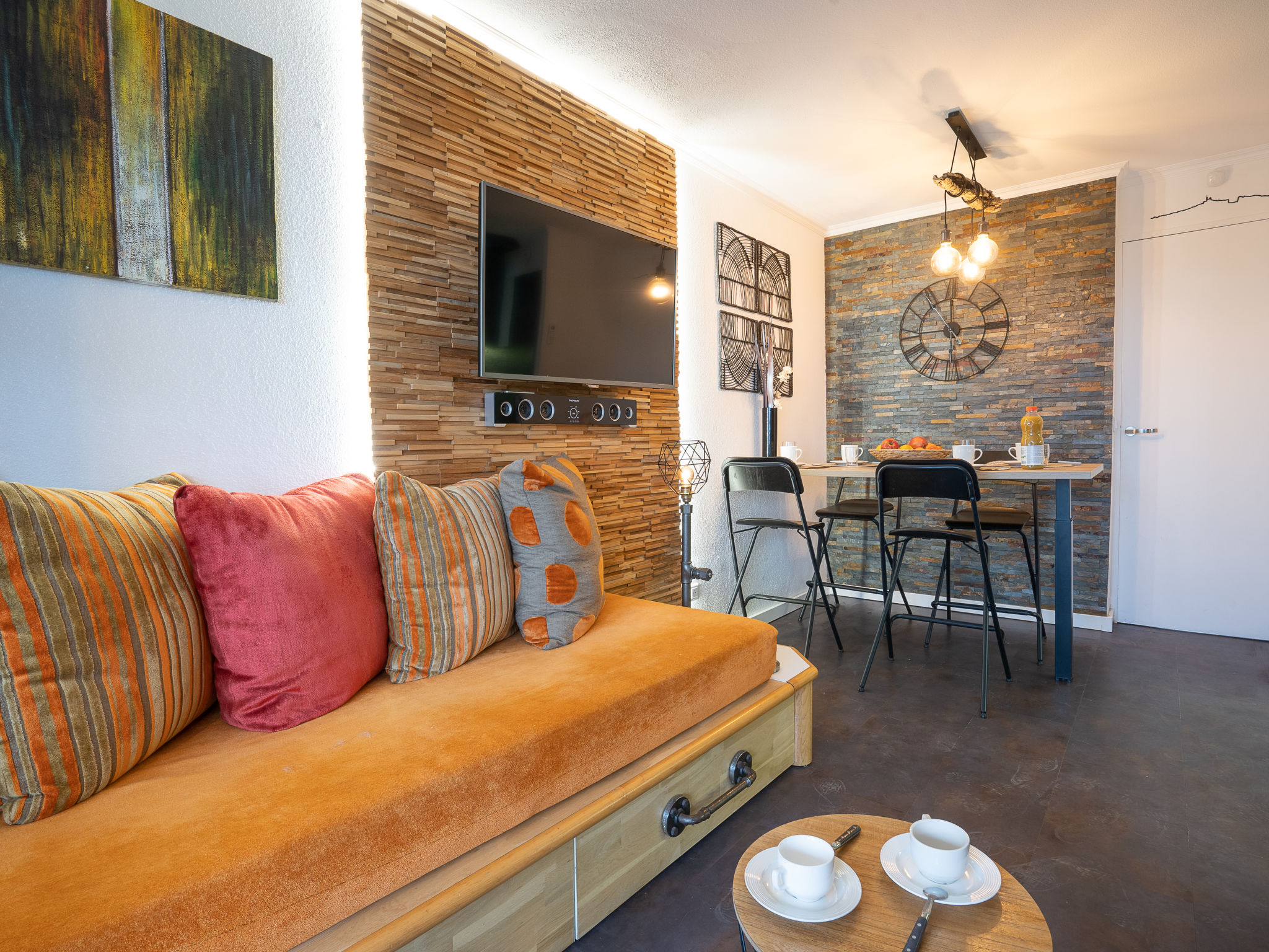 Photo of L'Esquinade (J4236)