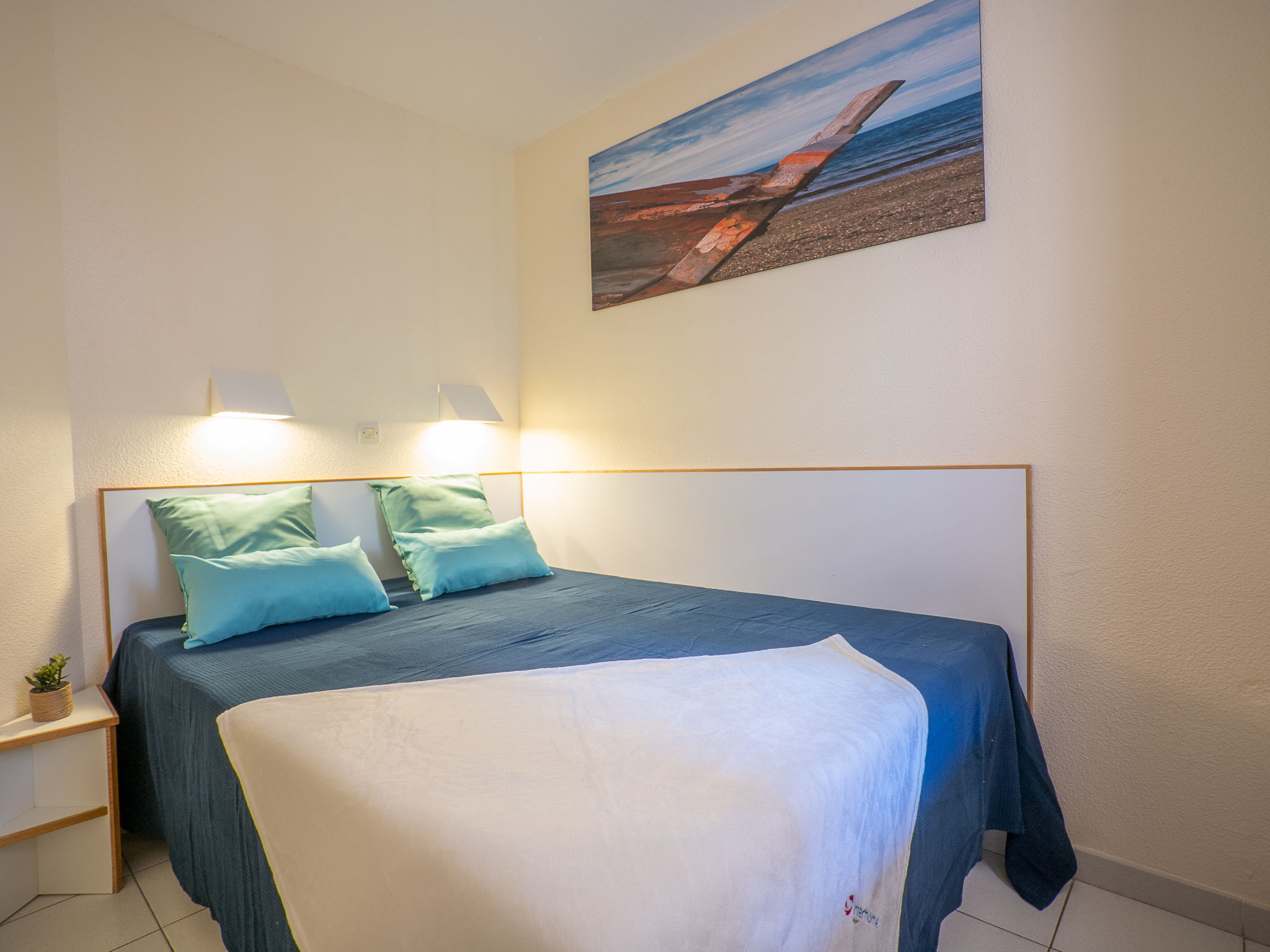 Photo of L'Esquinade (G4 125)