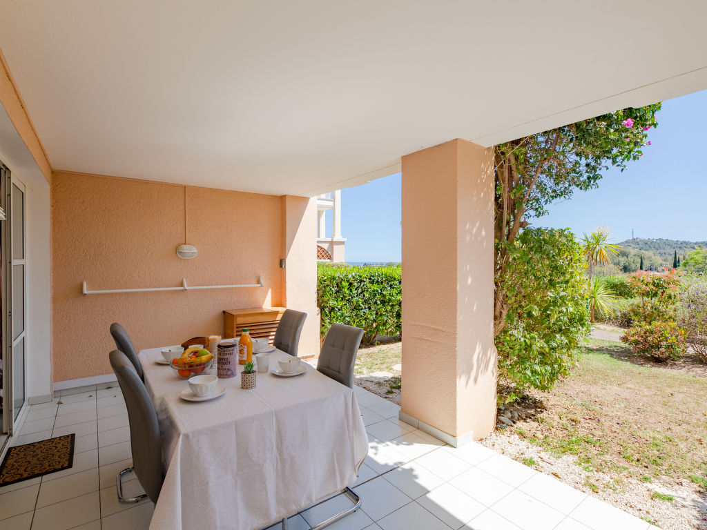 L'Esquinade (F6 015)