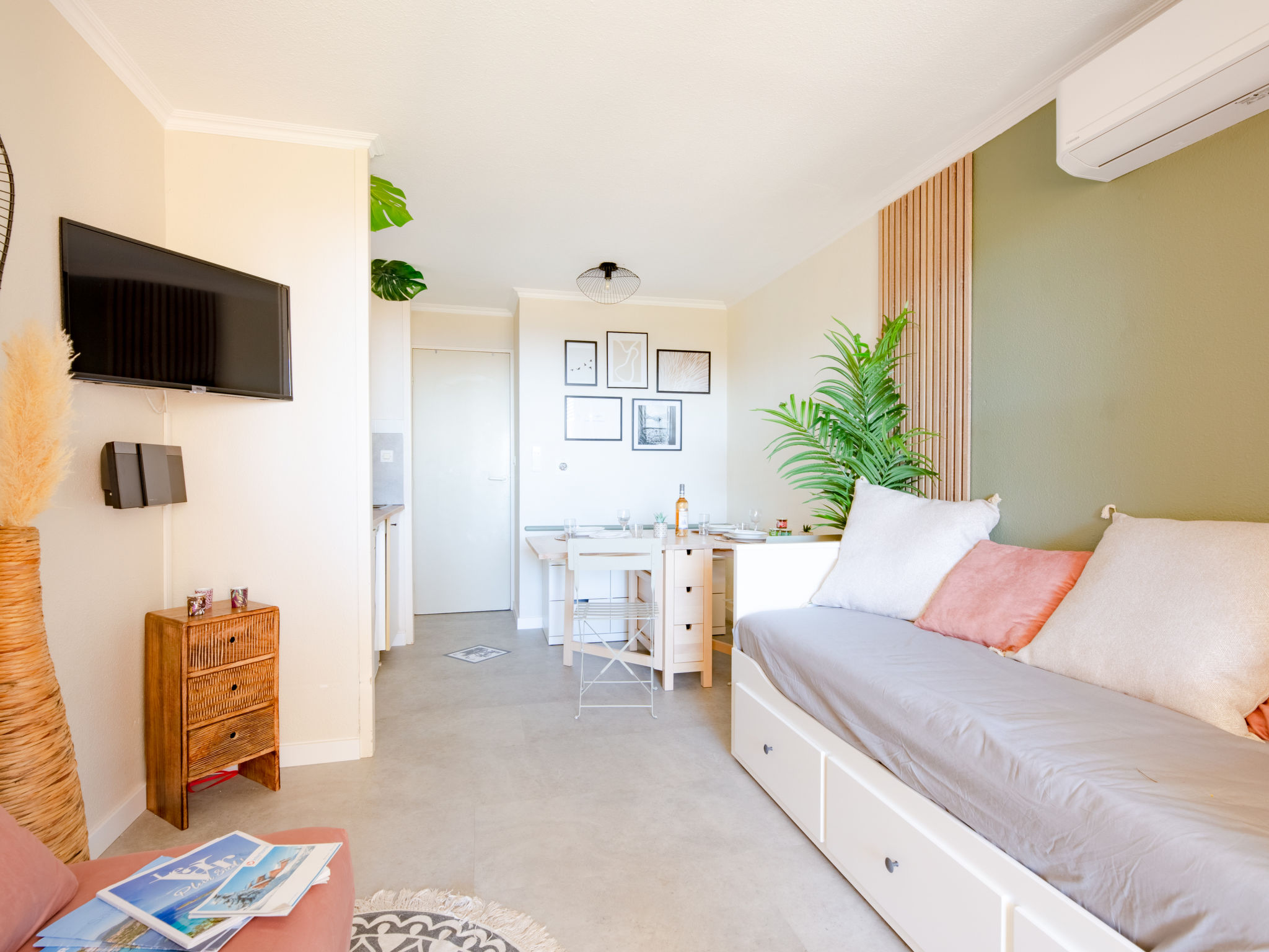 Photo of L'Esquinade (G3 033)