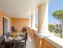 Ruim appartement voor 6 aan de Côte d'Azur met zwembaden en golfbaan - thumbnail 4
