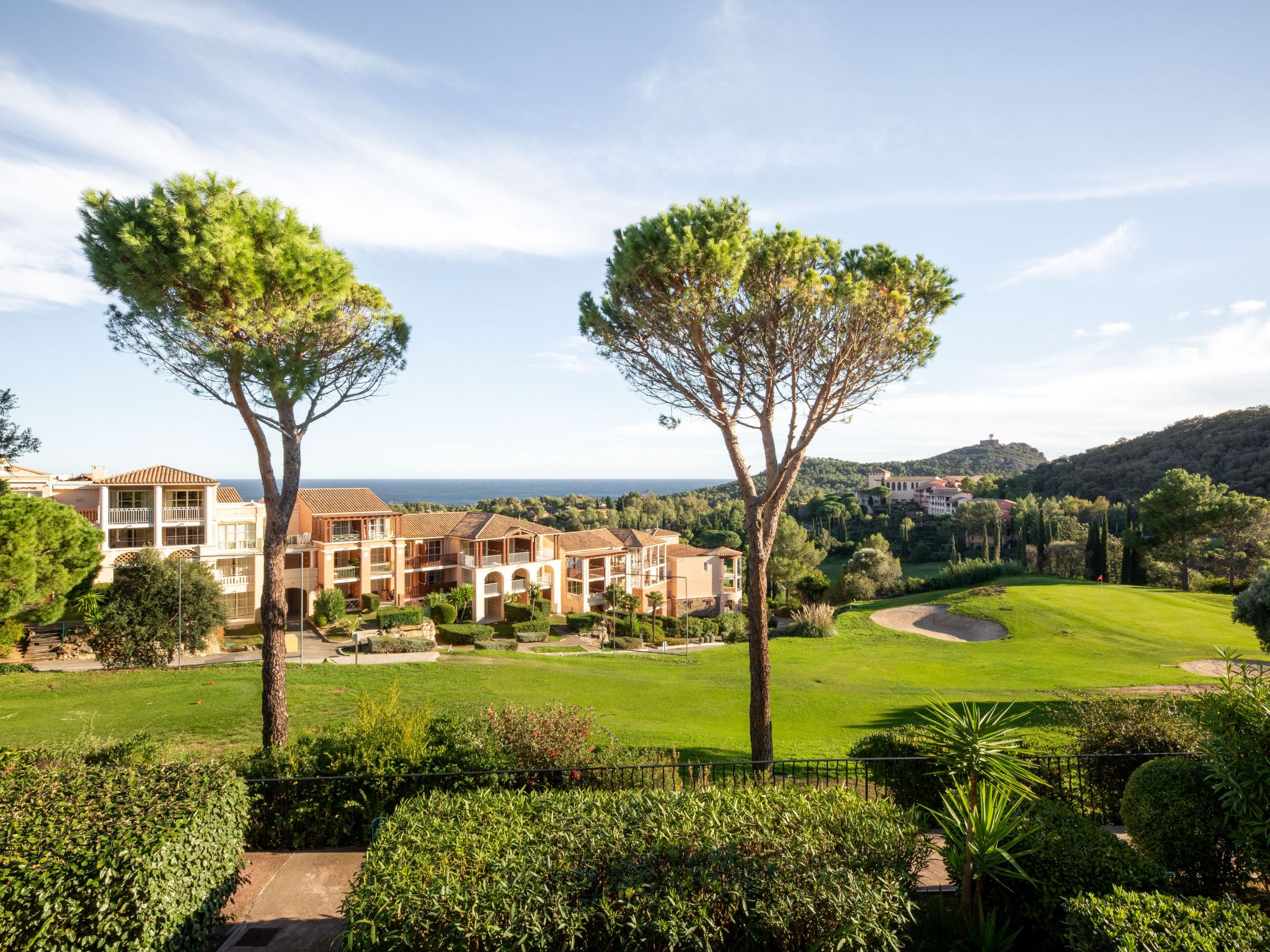 Photo of L'Esquinade (G3 122)