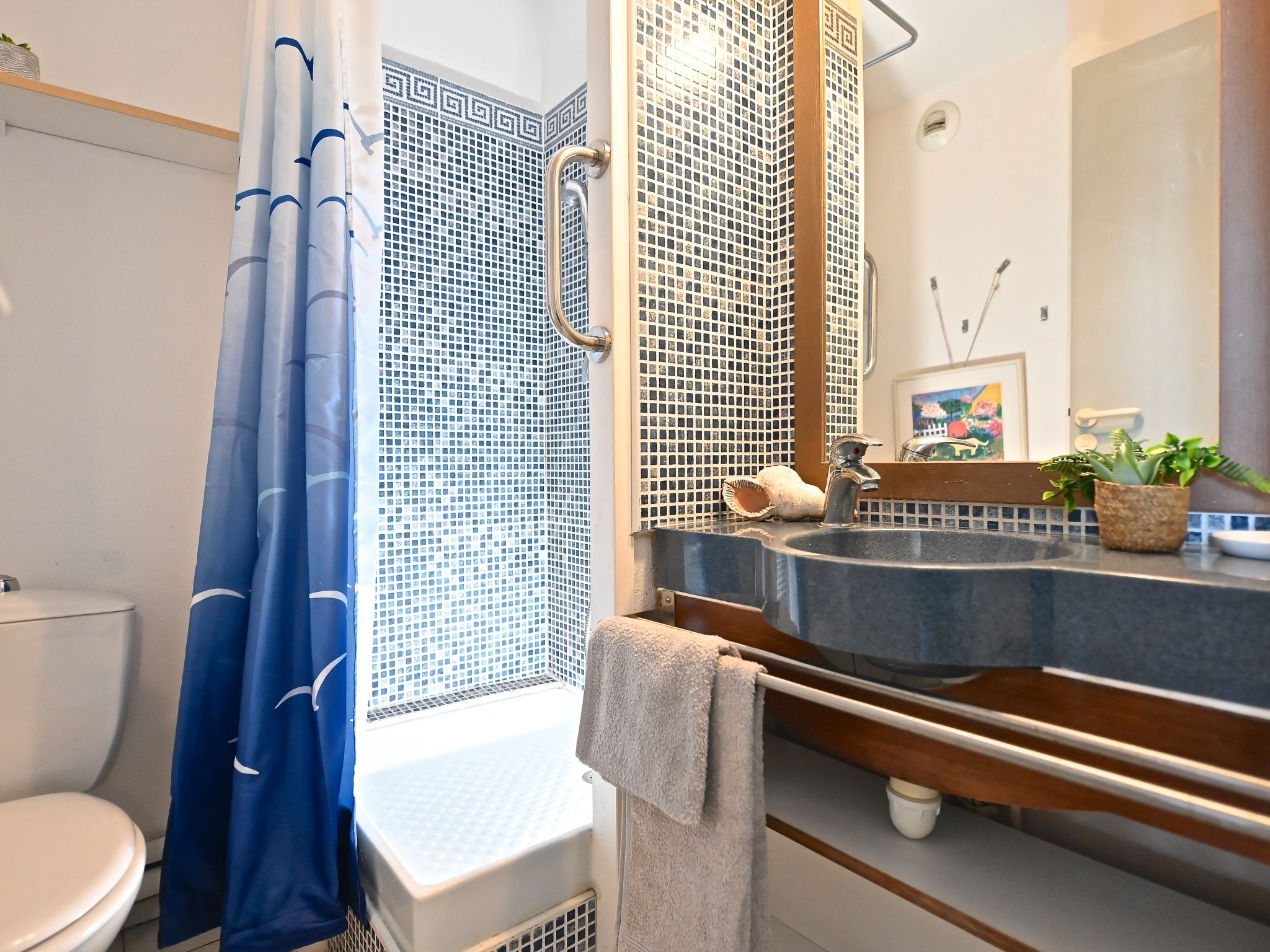 Photo of Le Hameau (L2 202)