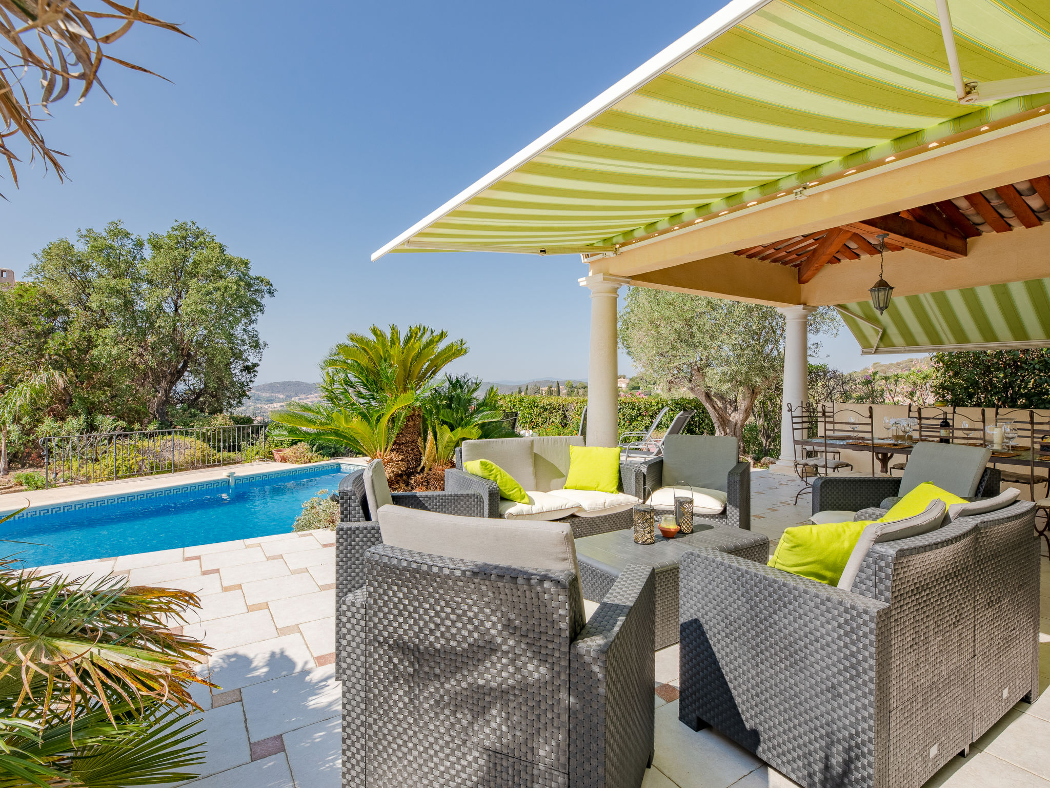 Villa Reves de Rives – Terrasse, photo 33 sur 39