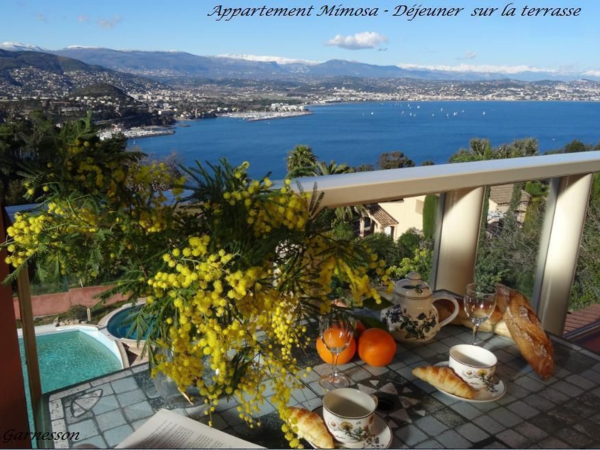 Wohnung panoramischer Meerblick, Schwimmbad, Parkplatz-Binnen