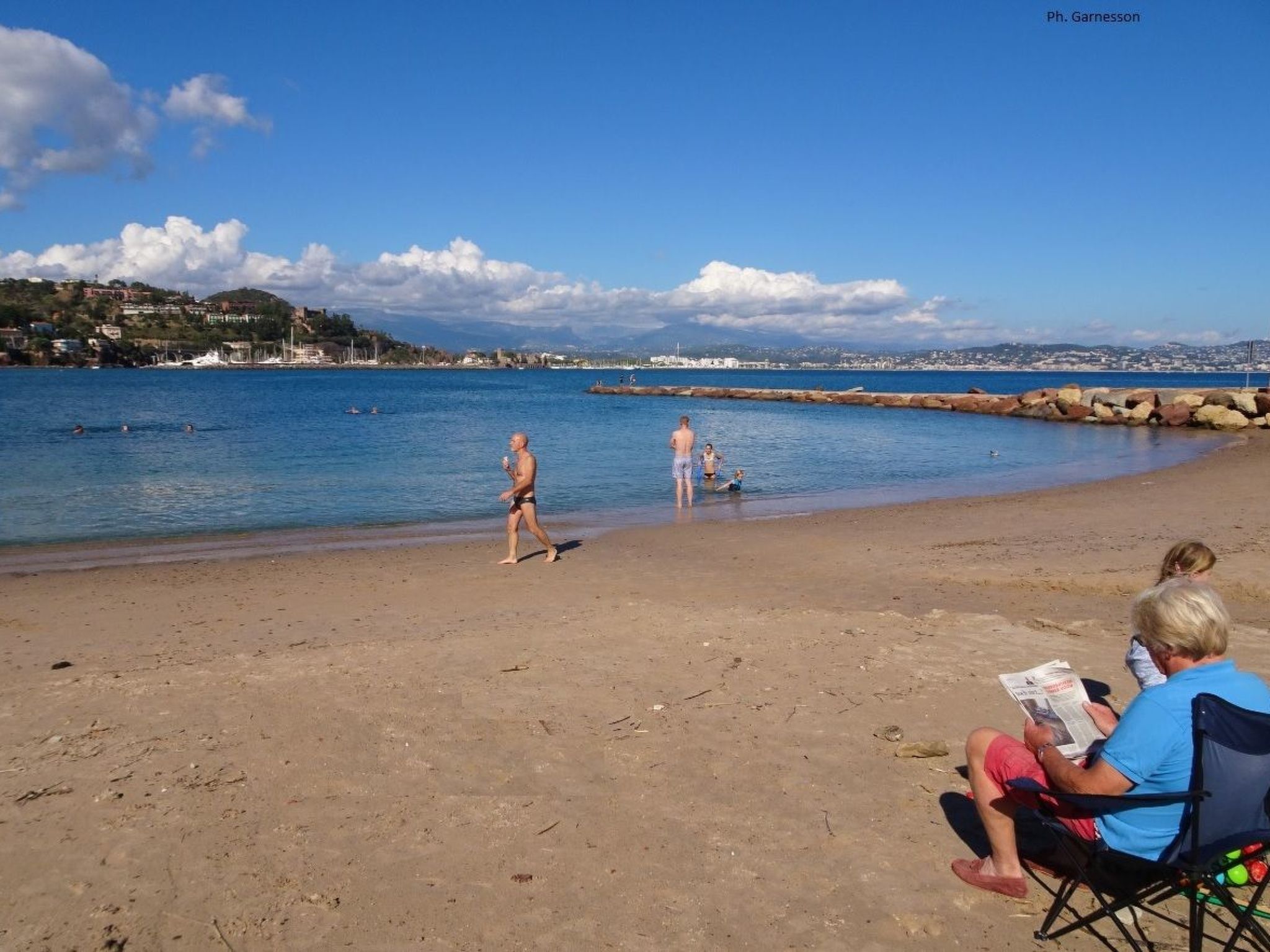 Photo of Wohnung panoramischer Meerblick, Schwimmbad, Parkplatz