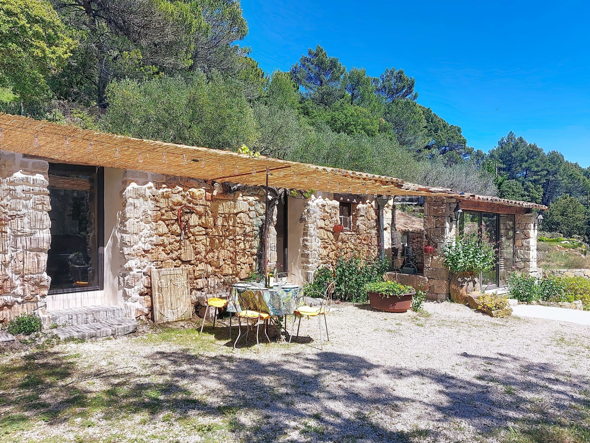 Chez Canard - Buiten
