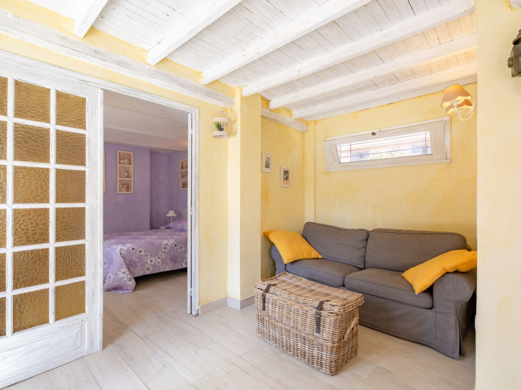 Search and Stay destination La Roquette-sur-Siagne, Provence-Alpes-Côte d'Azur - France from AU$ 122. La Bastide de Claude