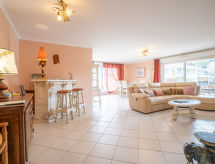 Sfeervol appartement nabij Cannes met zwembad en panoramisch uitzicht - thumbnail 6