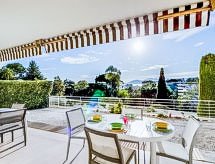 Ruim appartement met zwembad en tuin, vlakbij het strand van Cannes - thumbnail 3