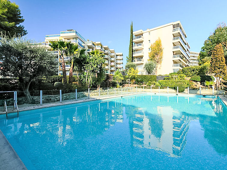 Le Floriana Accommodation in Cannes