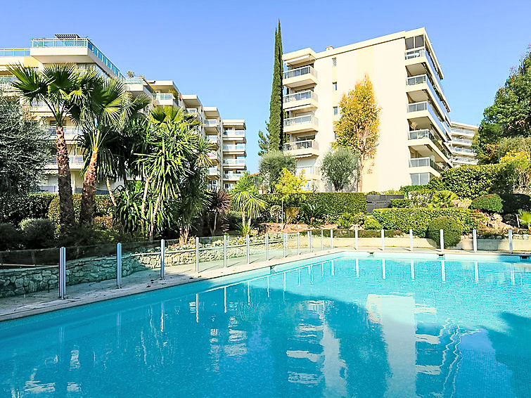 Search and Stay destination Cannes, Provence-Alpes-Côte d'Azur - France from AU$ 124. Le Floriana