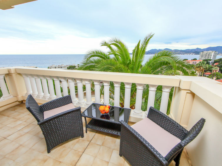 Palais Isabelle Apartment in Cannes