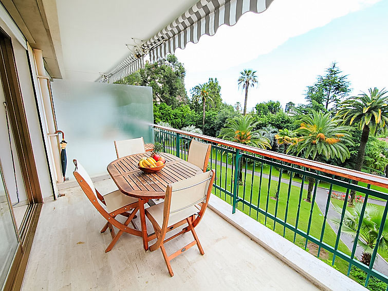 Search and Stay destination Cannes, Provence-Alpes-Côte d'Azur - France from AU$ 185. Résidence de Luynes