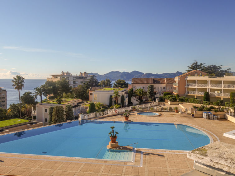 Search and Stay destination Cannes, Provence-Alpes-Côte d'Azur - France from AU$ 273. Villa Francia
