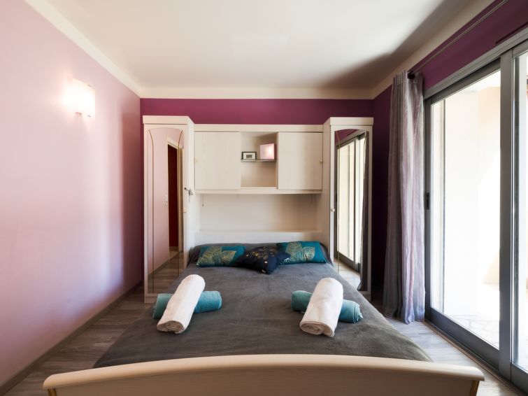 Search and Stay destination Cannes, Provence-Alpes-Côte d'Azur - France from AU$ 150. Le Morélia