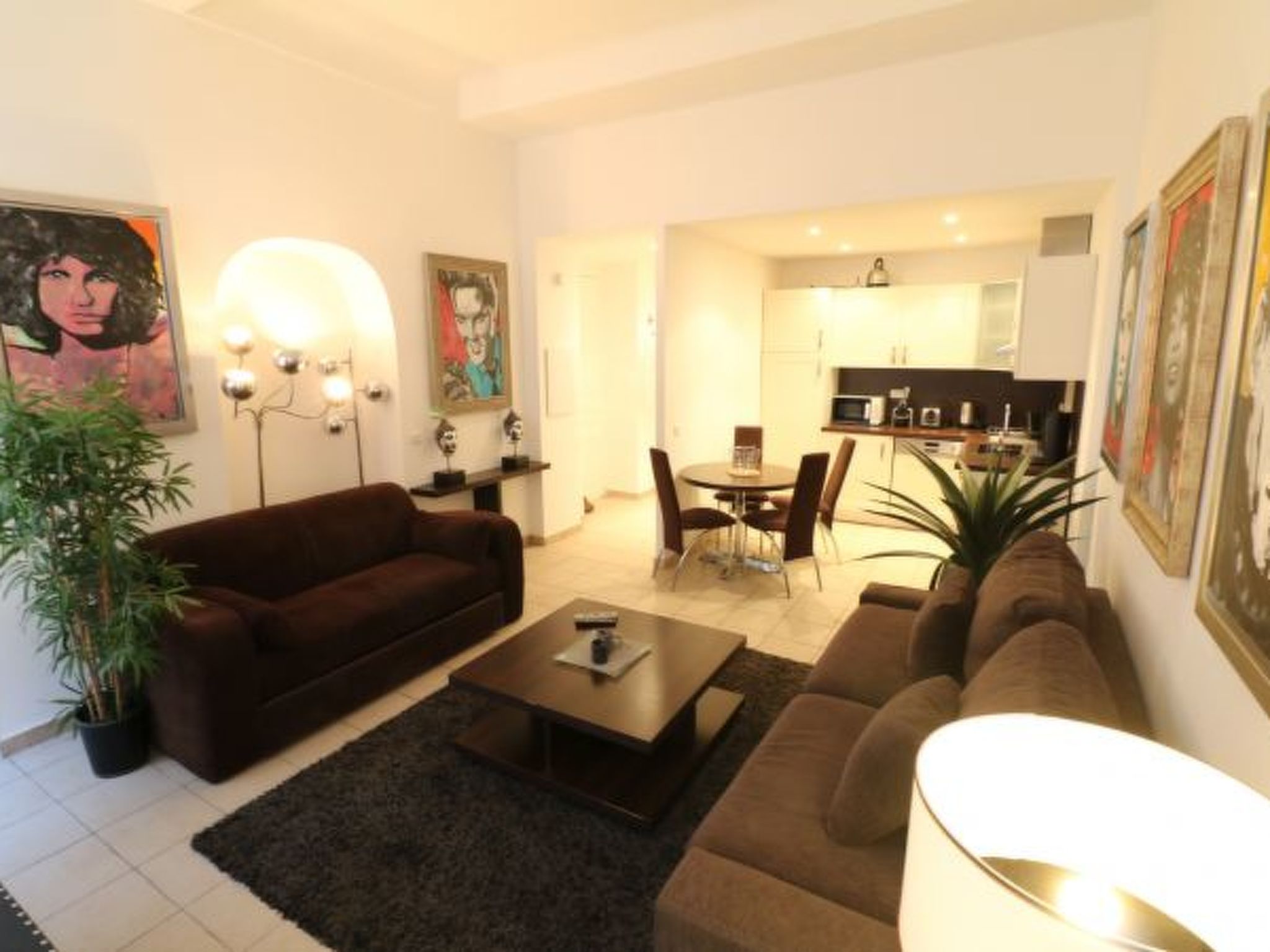 Photo of 1 bedroom, 2 mins from the Palais. Joffre 263