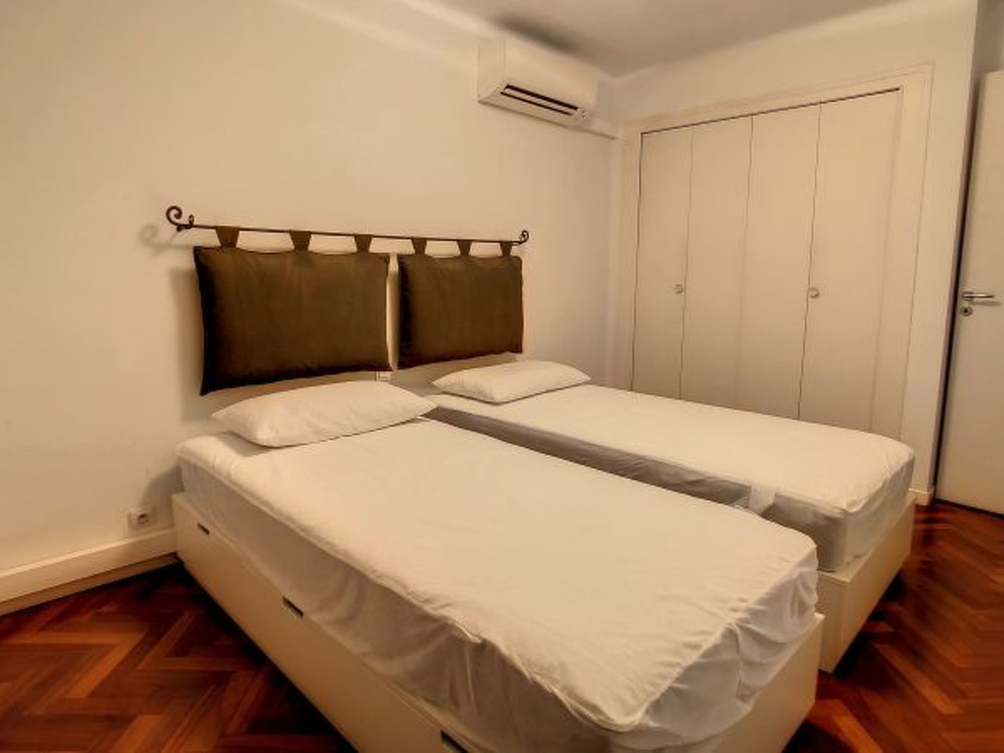 Photo of 1 bedroom Latour Maubourg 245