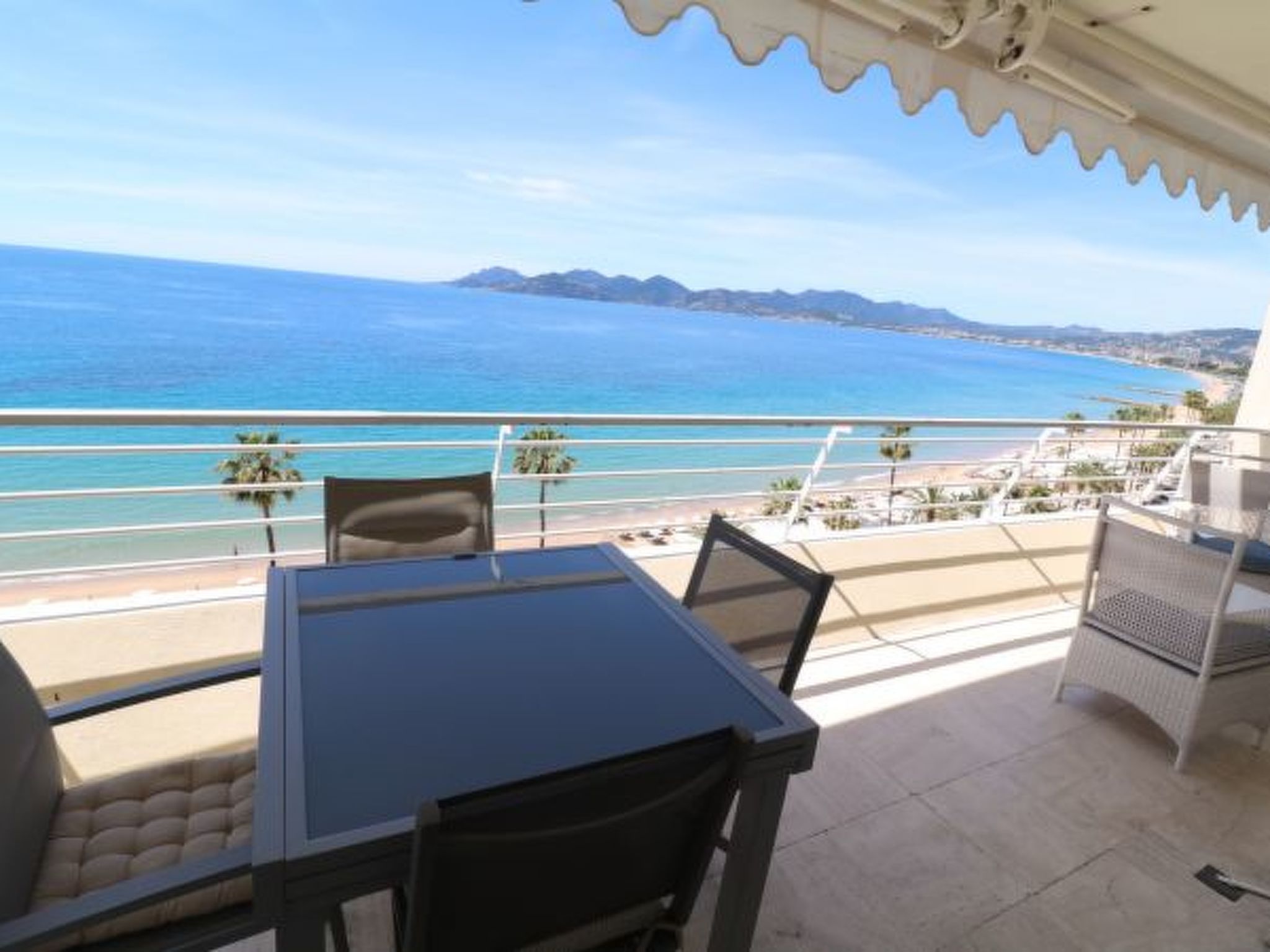 Photo of FR8650.607.1