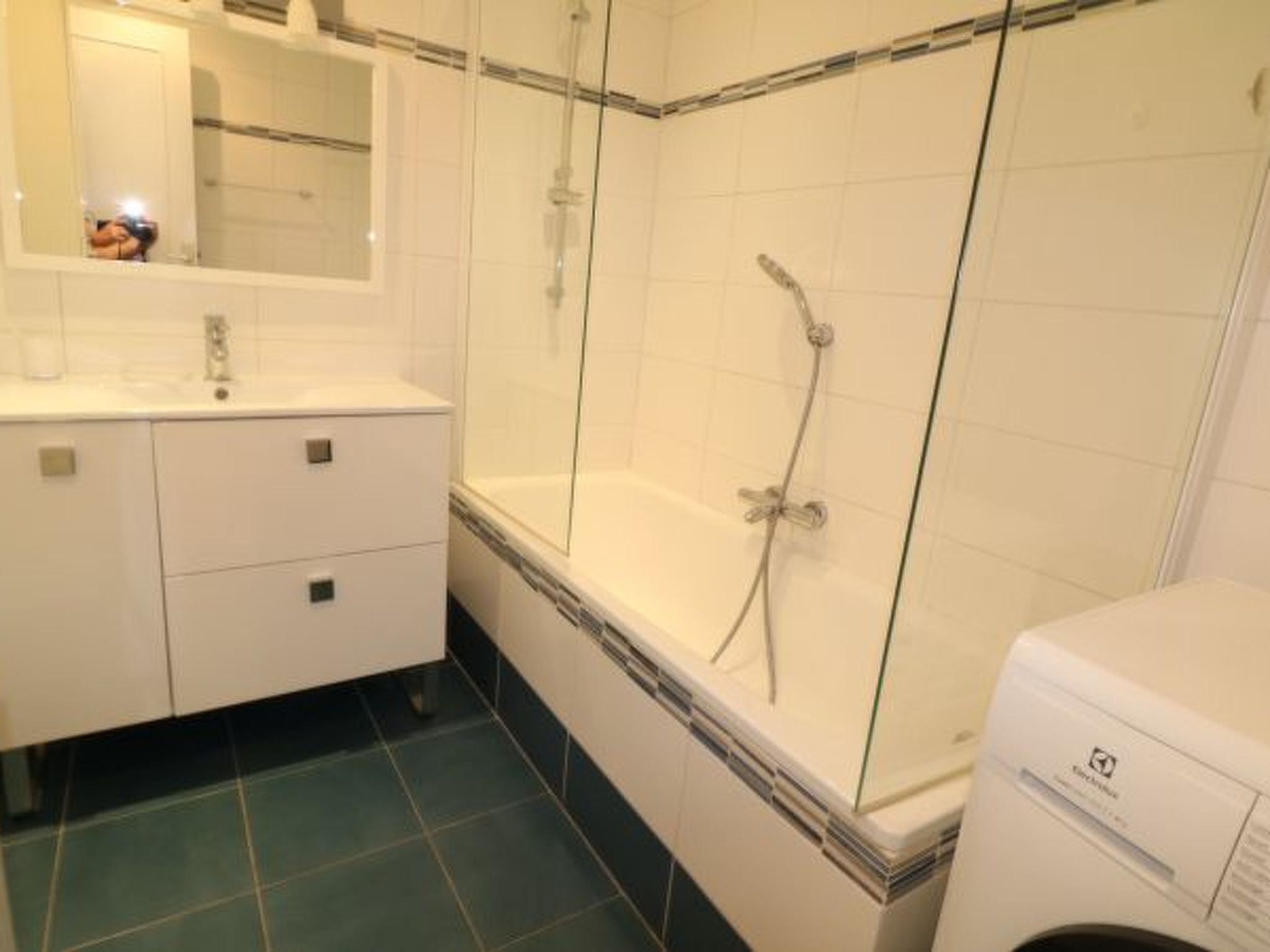 Photo of FR8650.607.1