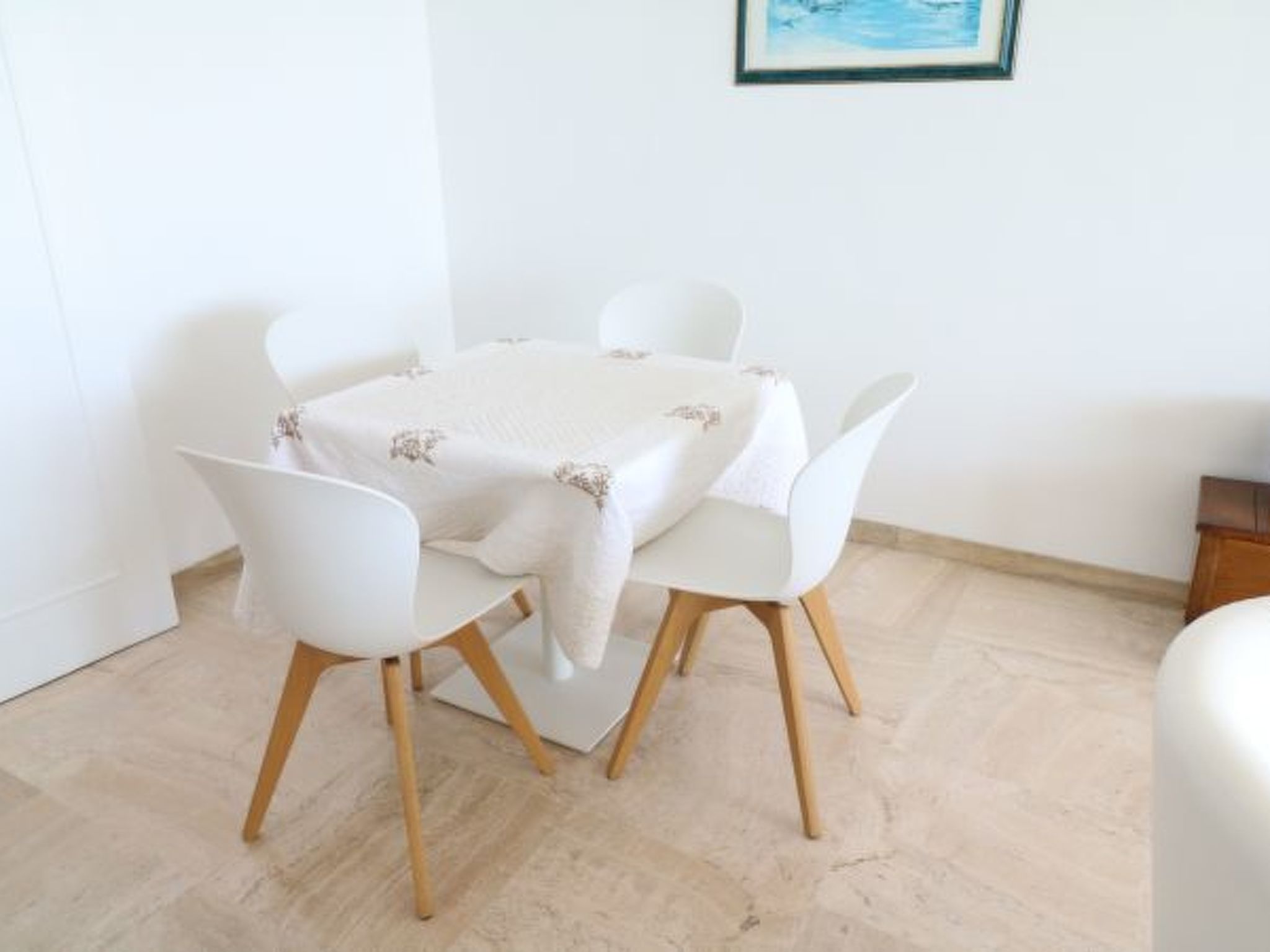 Photo of FR8650.607.1