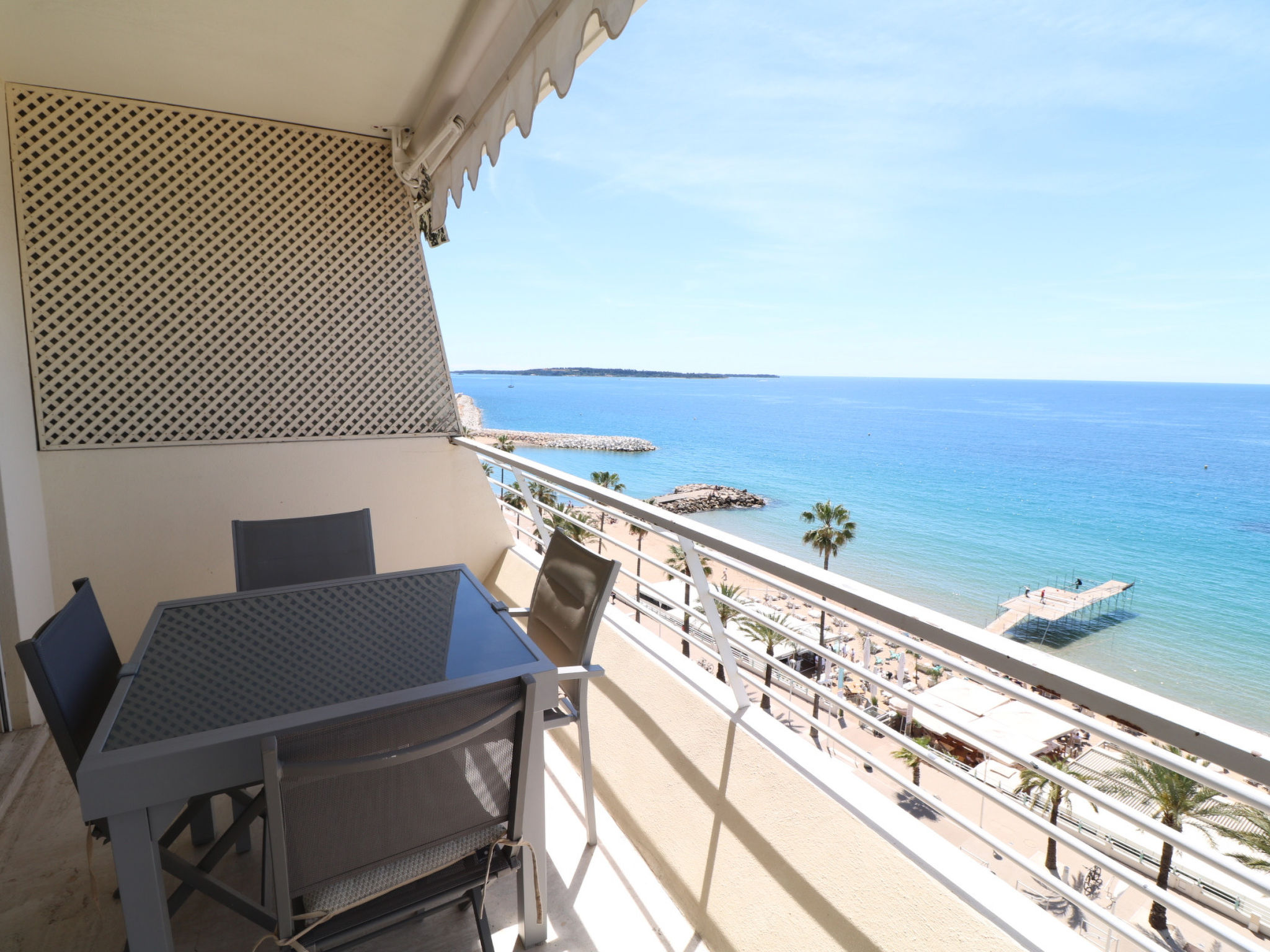 Photo of Amazing sea view 2 bedroom front of the beach 303