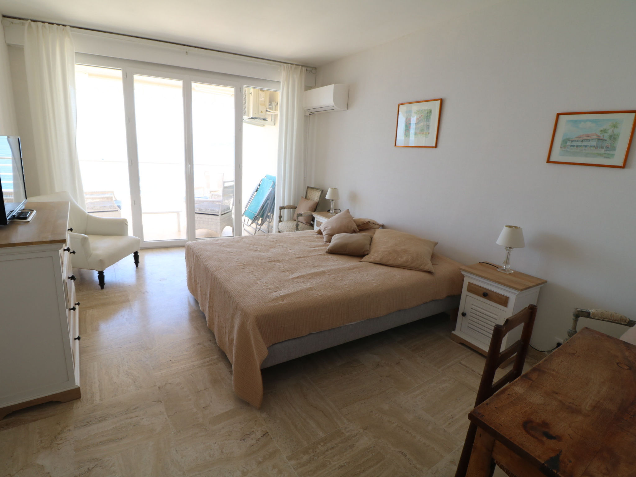 Photo of Amazing sea view 2 bedroom front of the beach 303