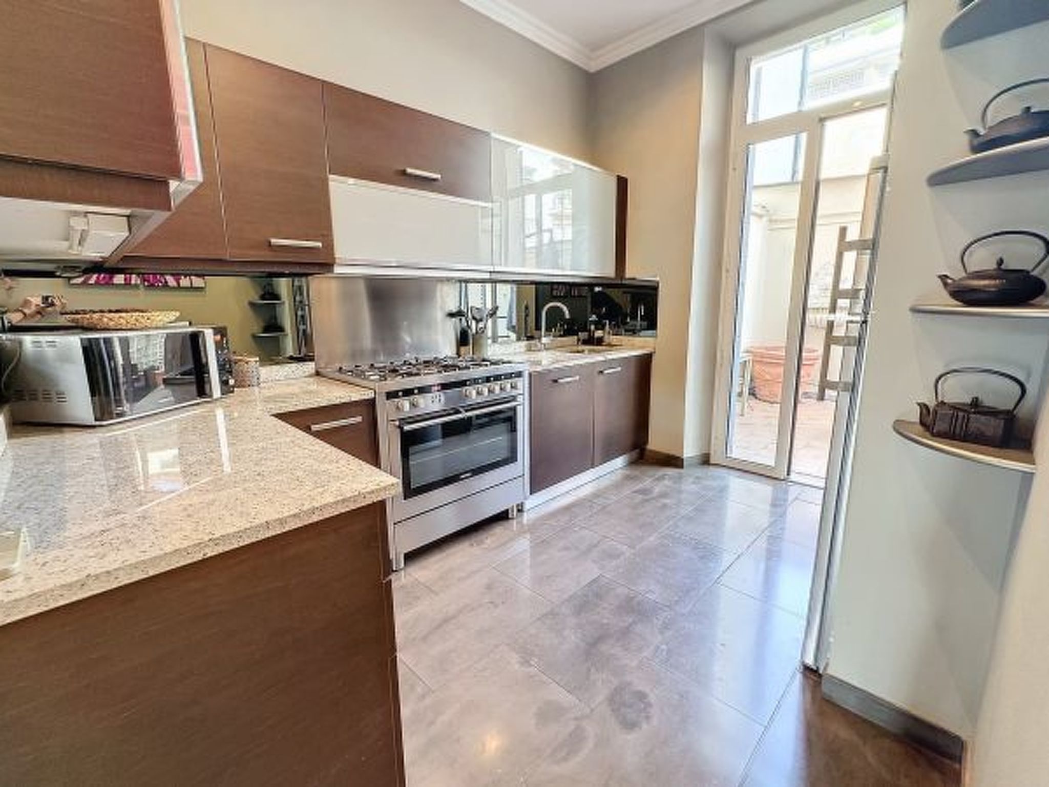 Photo of FR8650.611.1