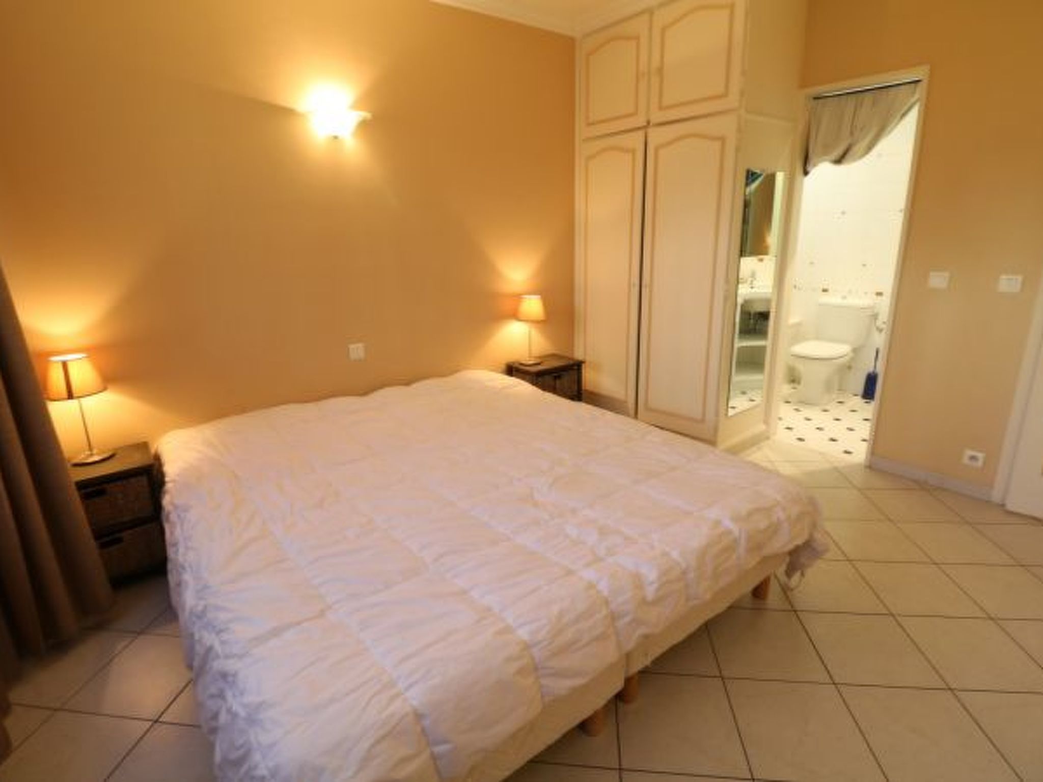 Photo of FR8650.621.1