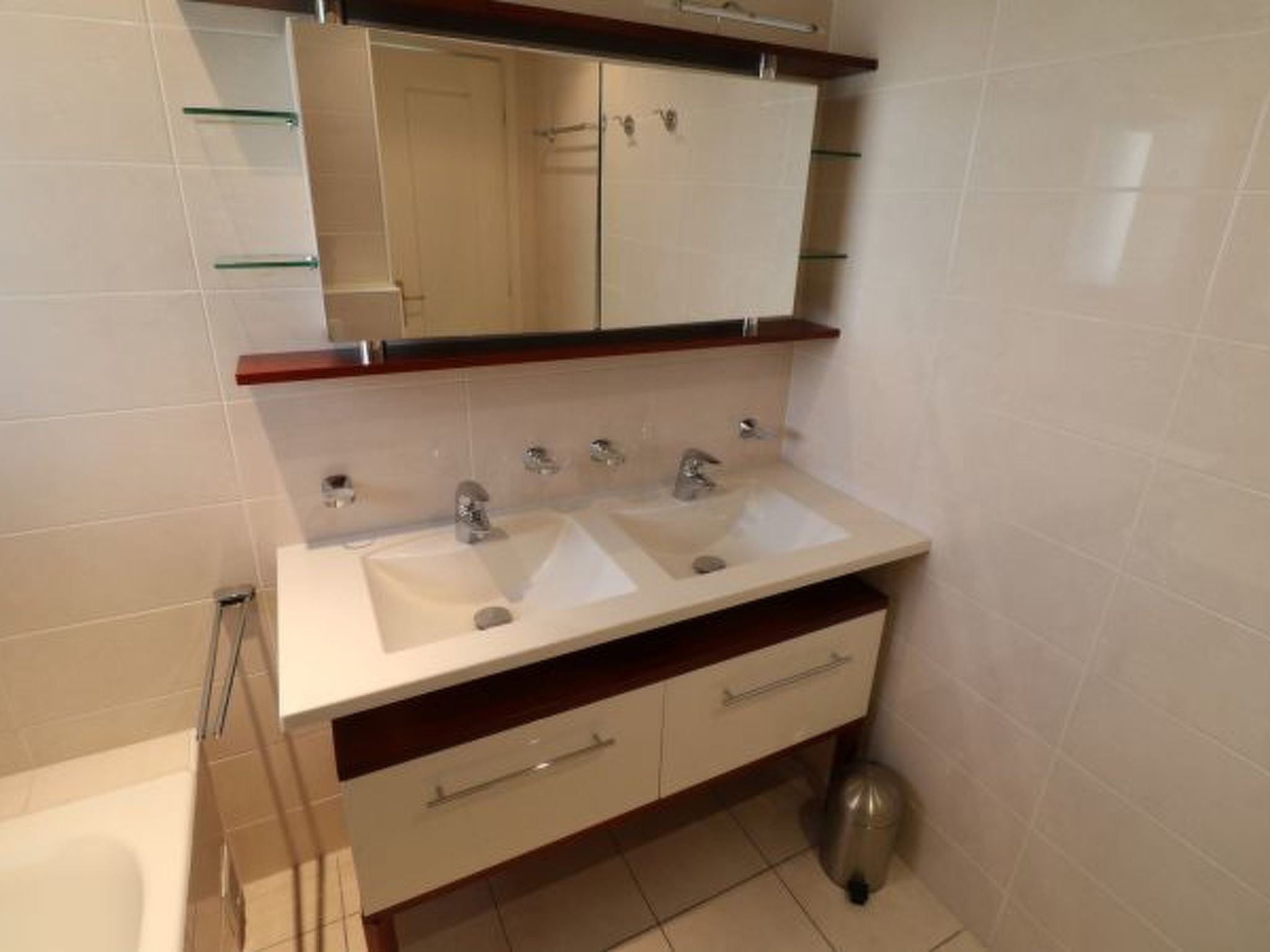 Photo of FR8650.623.1