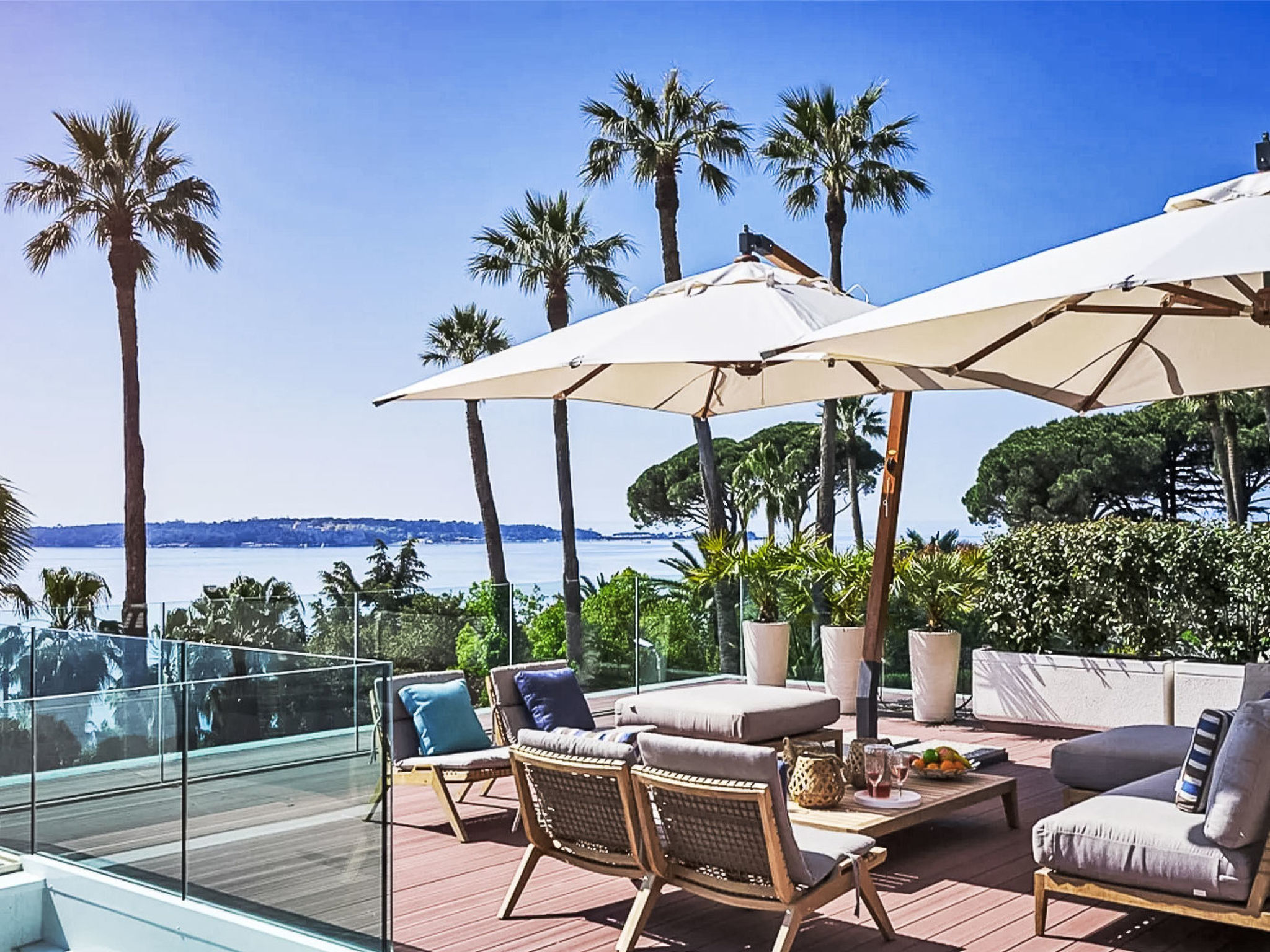 Photo of Lumière in Cannes Californie