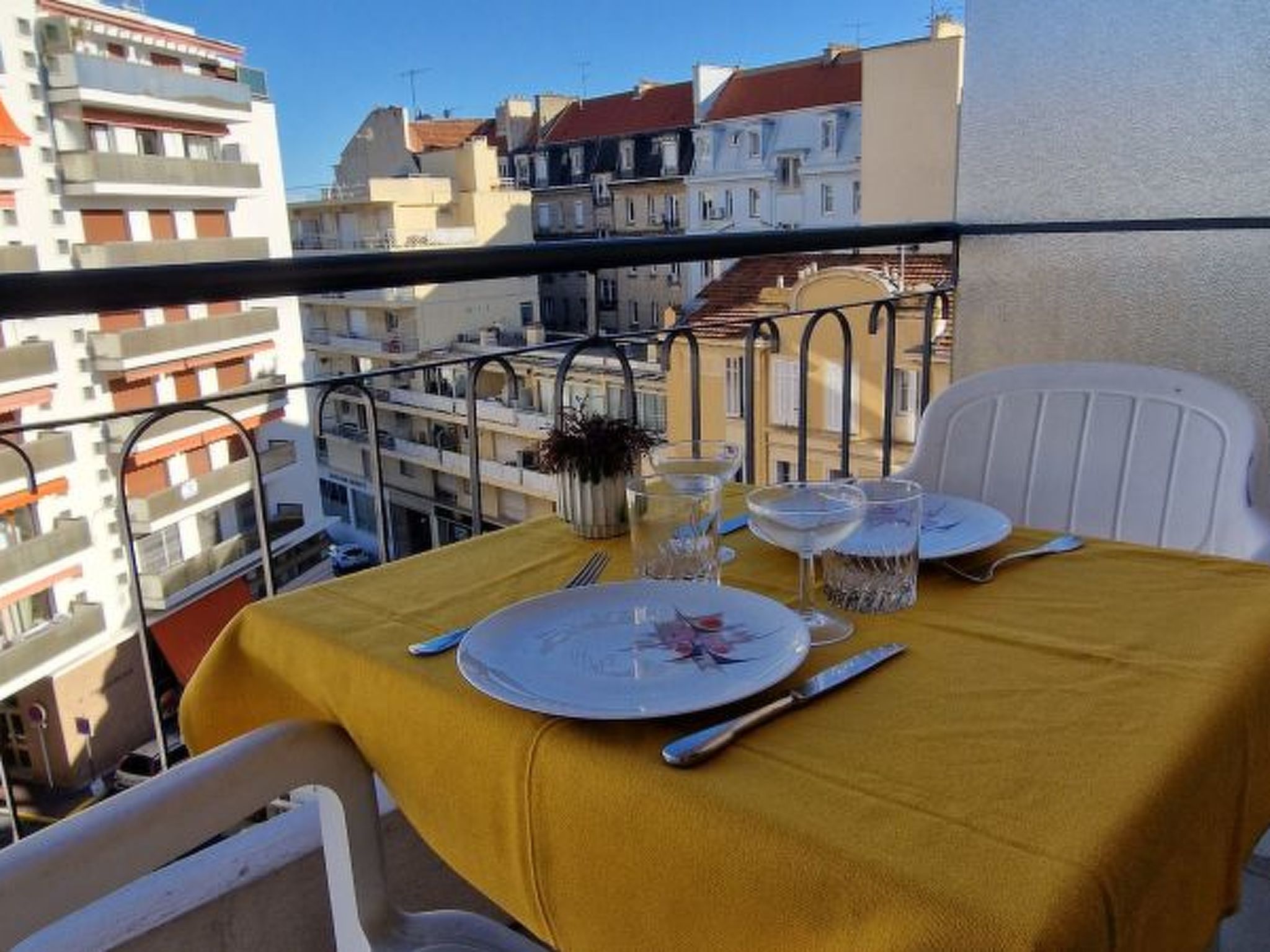 Photo of Studio for 2 near the Croisette 133