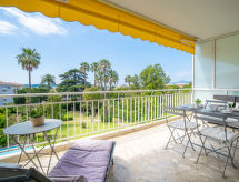 Licht appartement op 400 meter van het strand van Cannes - thumbnail 1