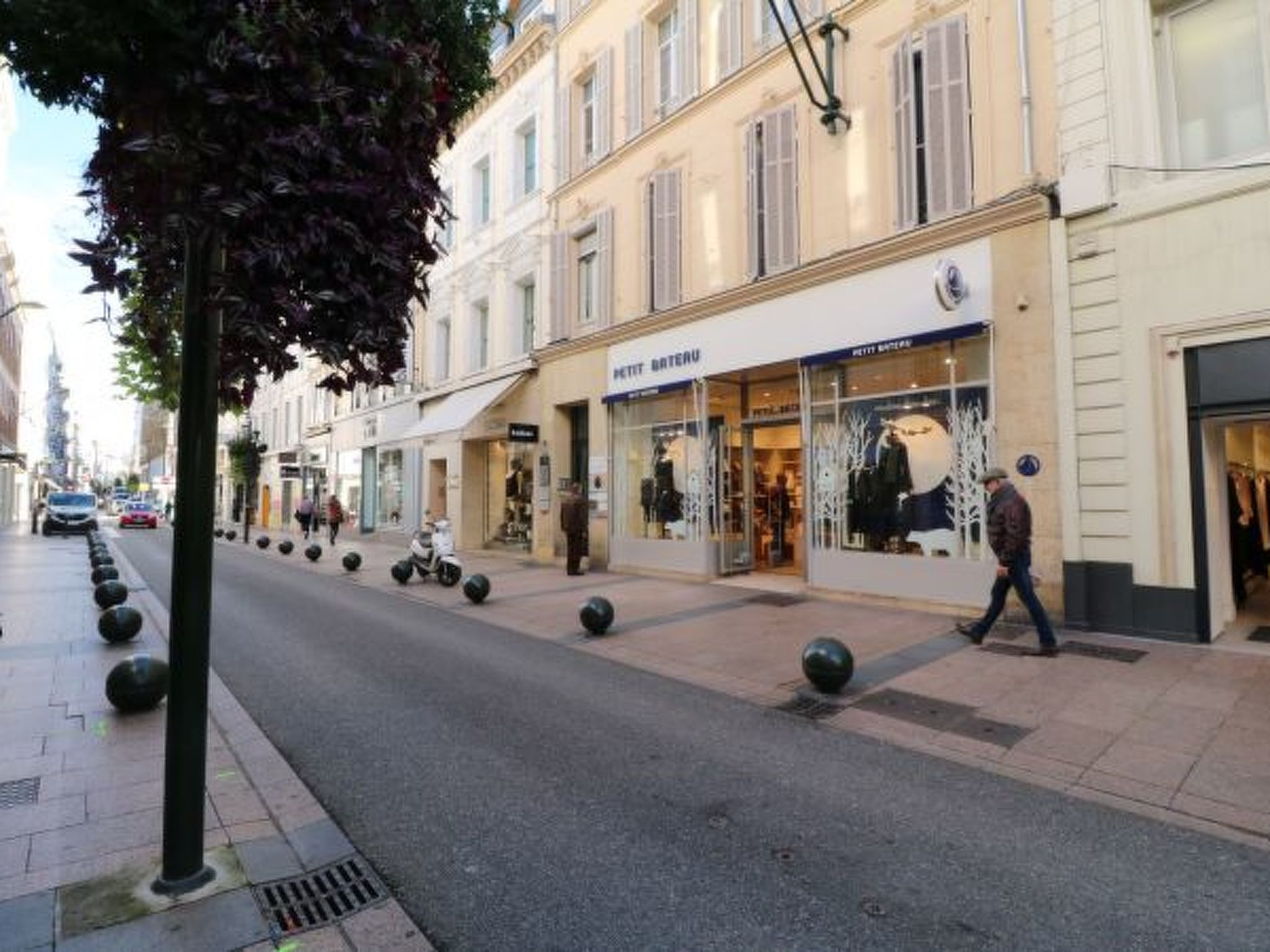 Photo of Luxury 3 bedroom Rue d'Antibes 410