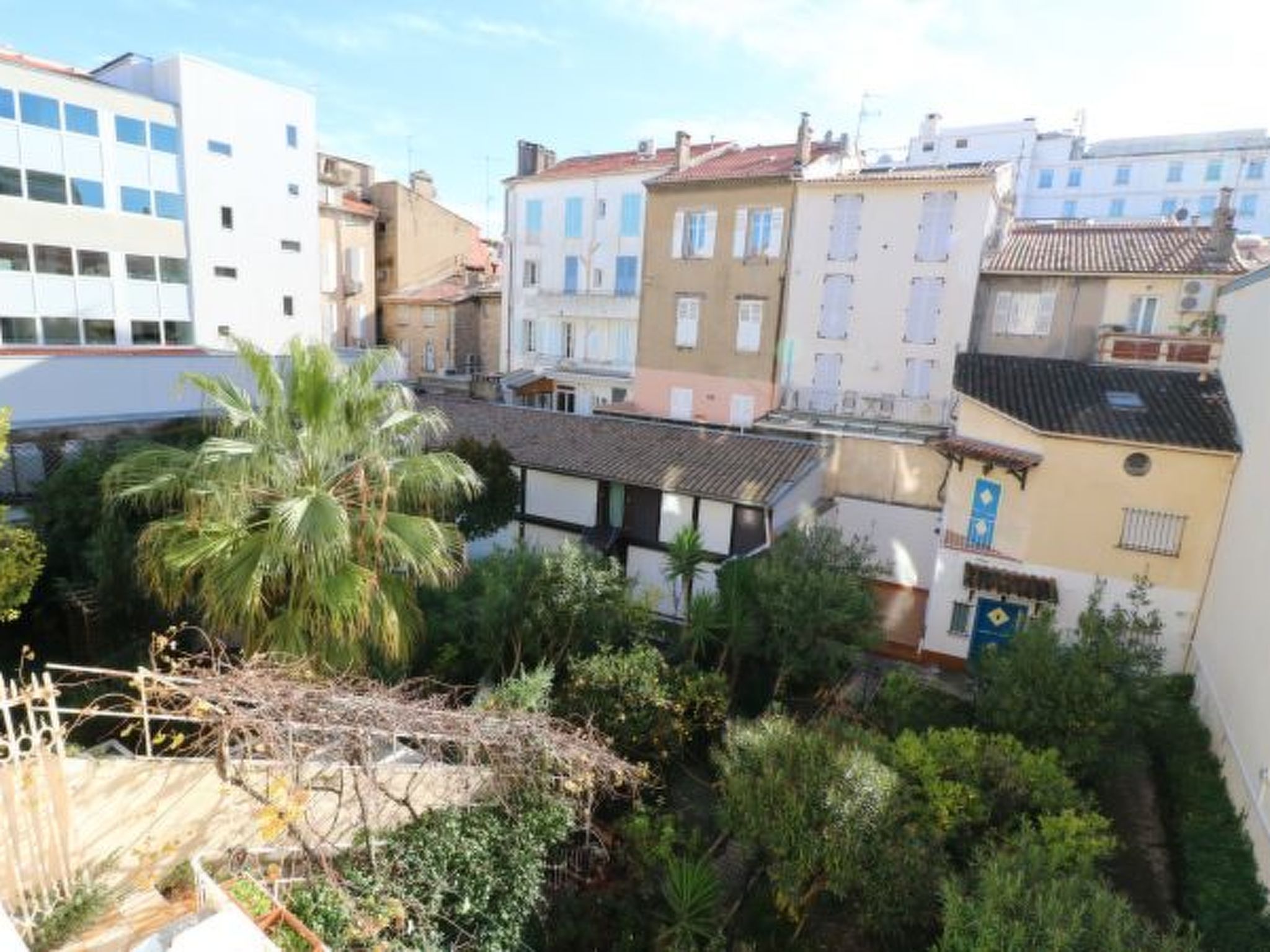 Photo of Luxury 3 bedroom Rue d'Antibes 410