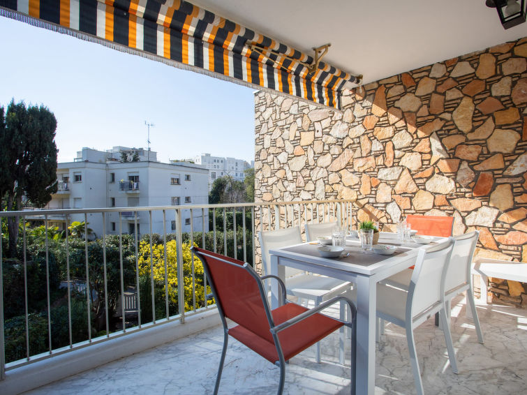 Val Joli Apartment in Cannes