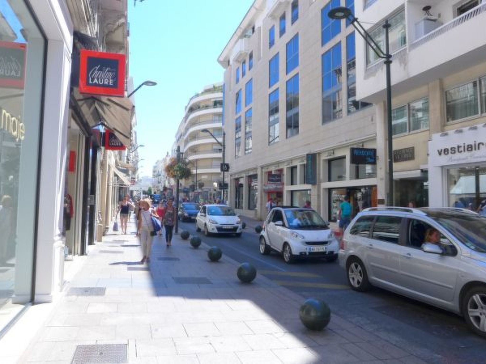 Photo of Penthouse 1 bedroom rue d'Antibes 214