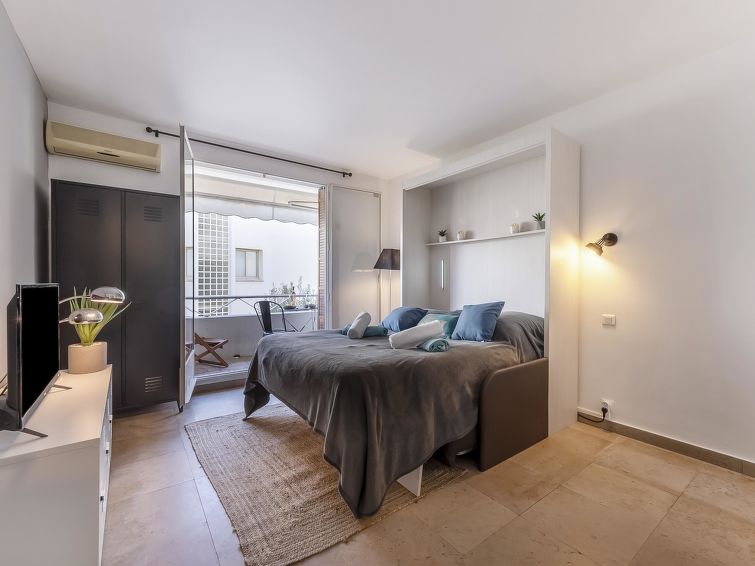 Search and Stay destination Cannes, Provence-Alpes-Côte d'Azur - France from AU$ 121. Le Marlyne 2