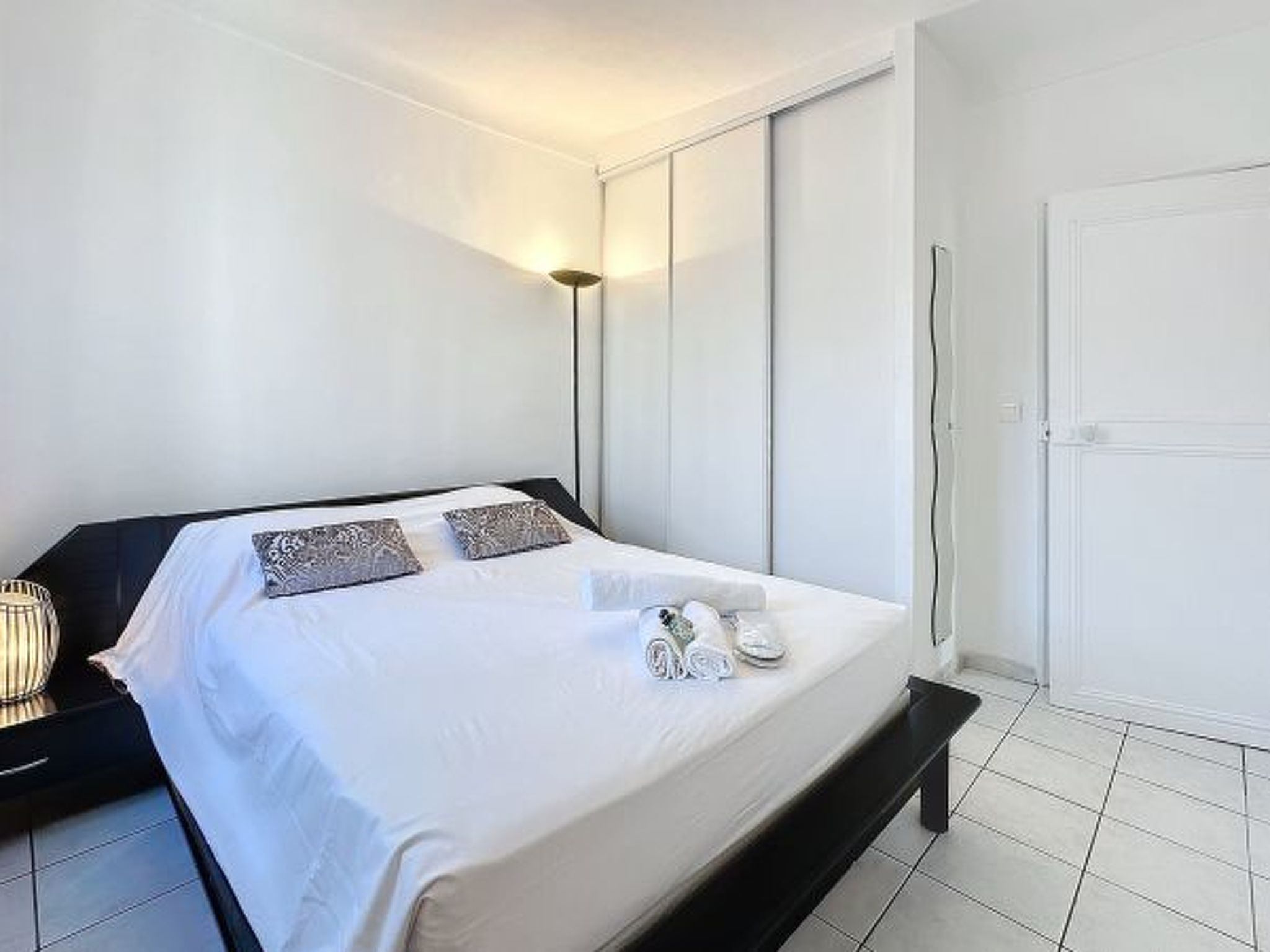 Photo of Central 1 bedroom Riouffe 206 2 mins from Palais