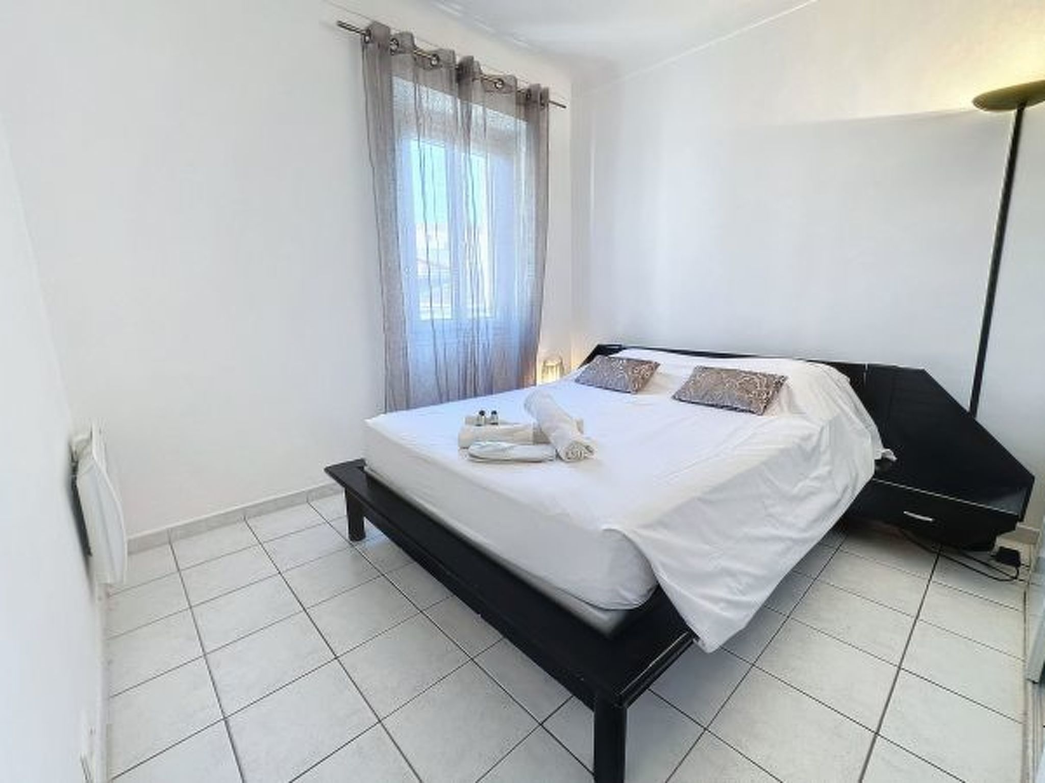 Photo of Central 1 bedroom Riouffe 206 2 mins from Palais