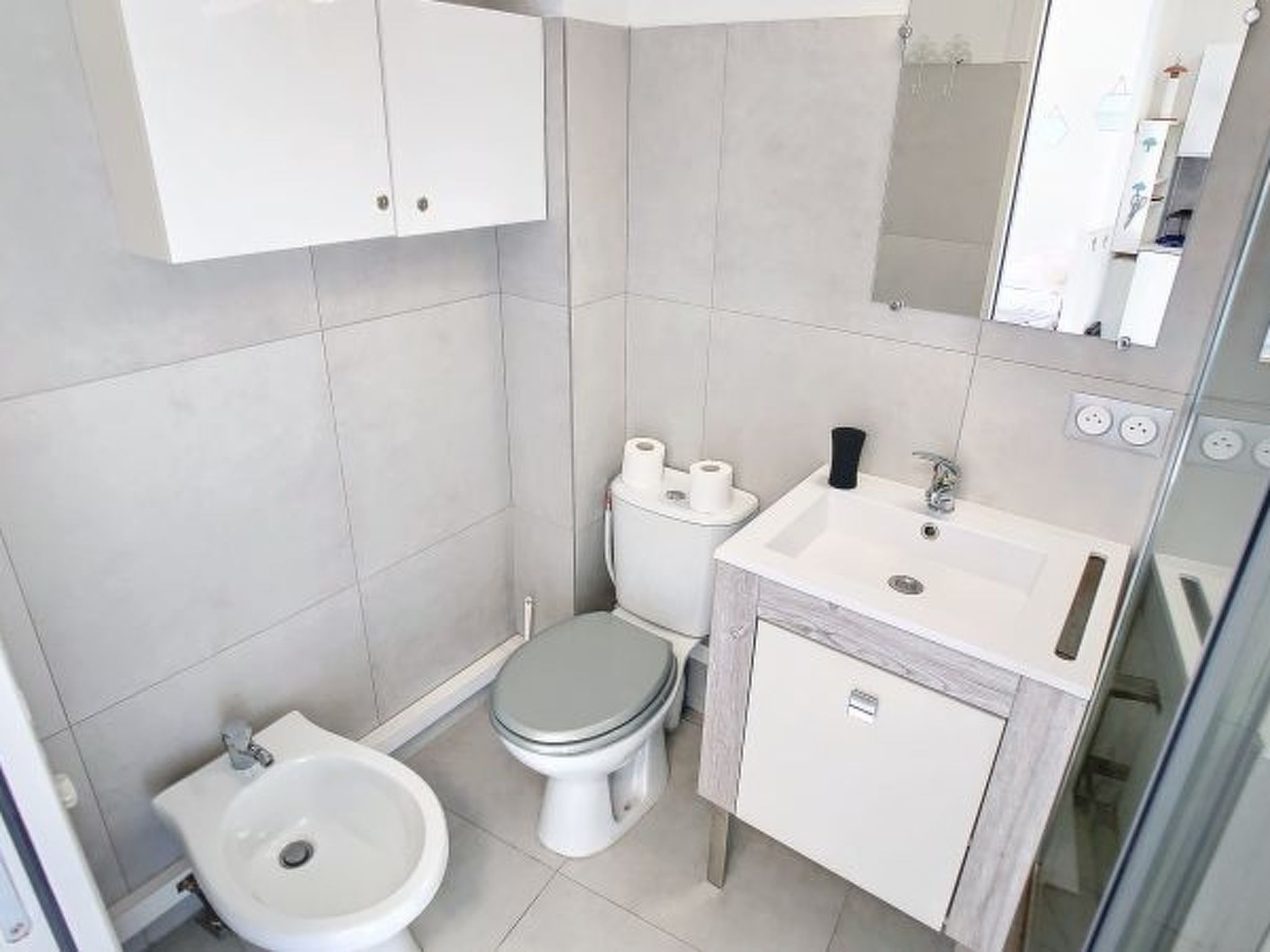 Photo of Lovely, modern studio with sea view 117