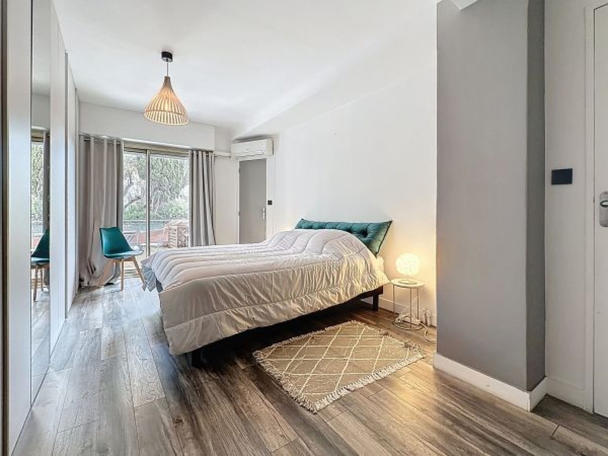 Photo of Beautiful 2 bedroom 2 mins from Croisette 337