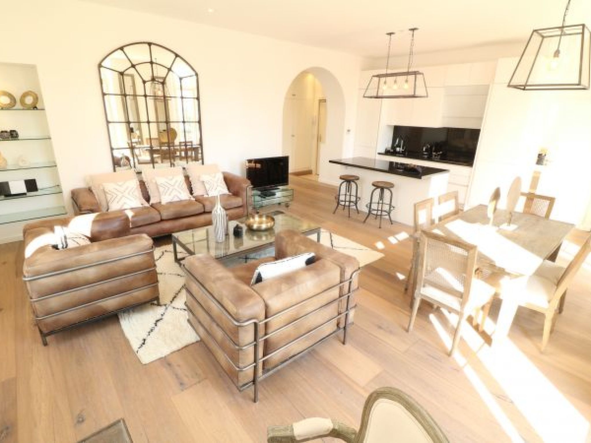 Photo of Beautiful 3 bedroom Carlton Canada 403