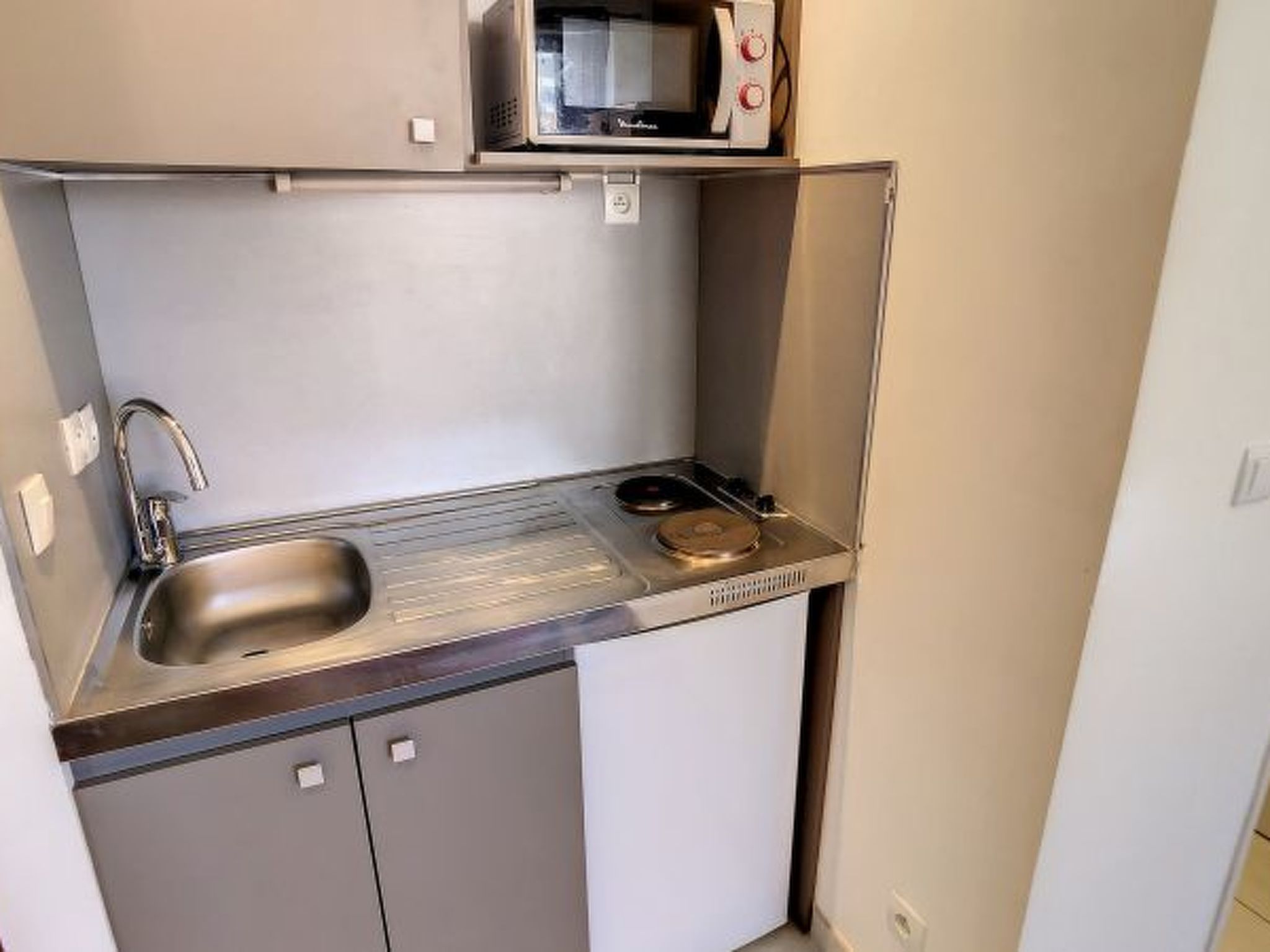 Photo of FR8650.734.1