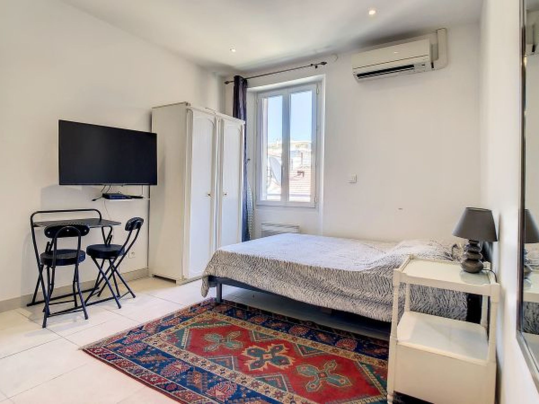 Photo of FR8650.734.1