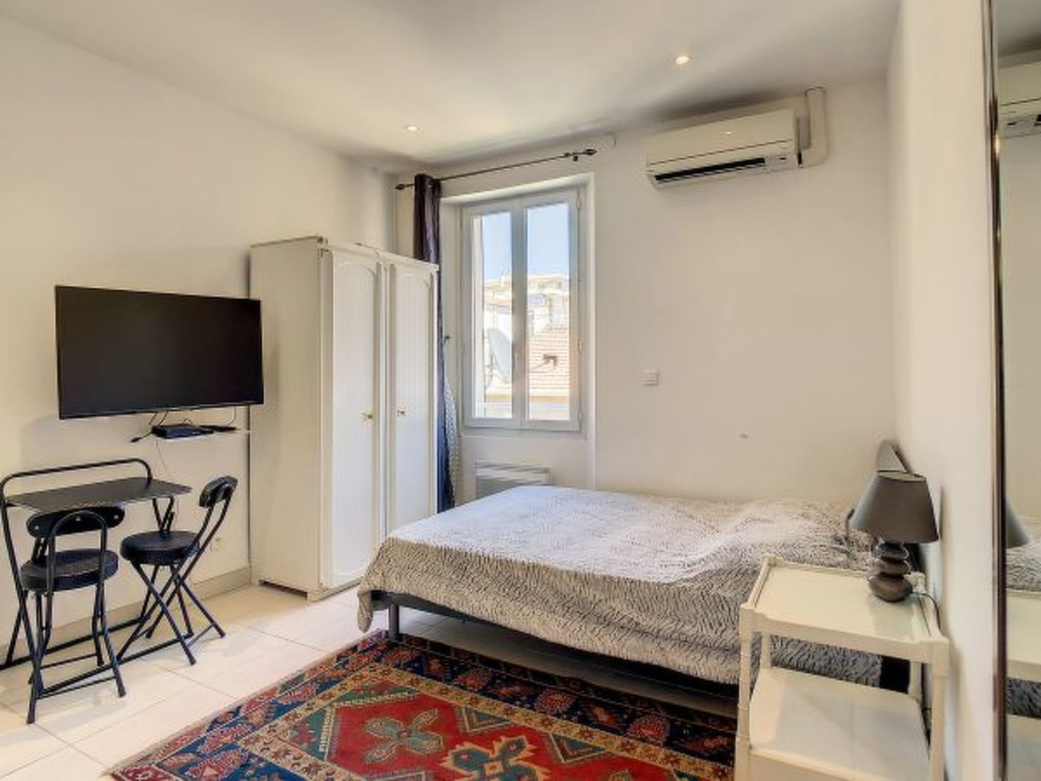 Photo of FR8650.734.1