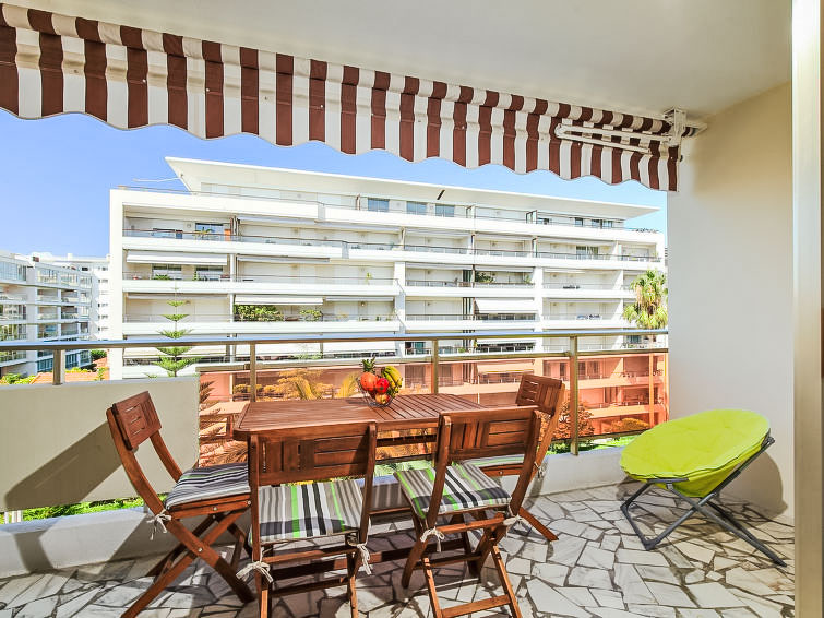 Search and Stay destination Cannes, Provence-Alpes-Côte d'Azur - France from AU$ 162. Villa Lerins