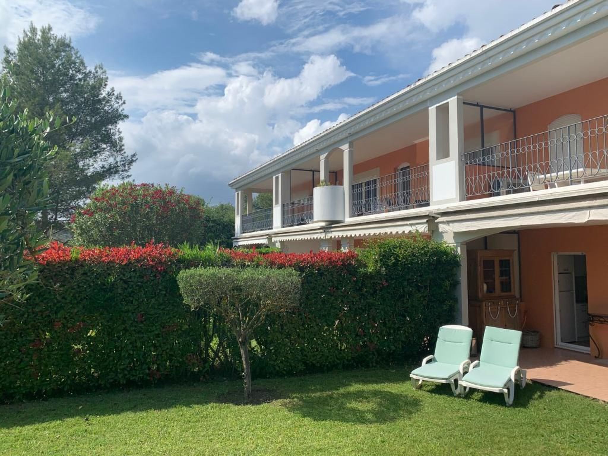 Moderne Wohnung in Mougins mit eigenem Garten-Binnen