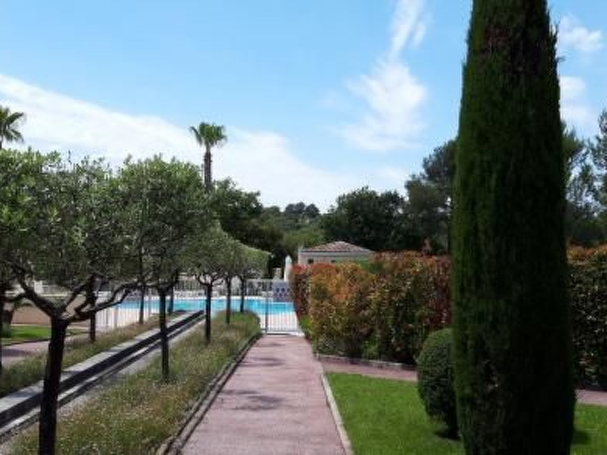Moderne Wohnung in Mougins mit eigenem Garten-Binnen