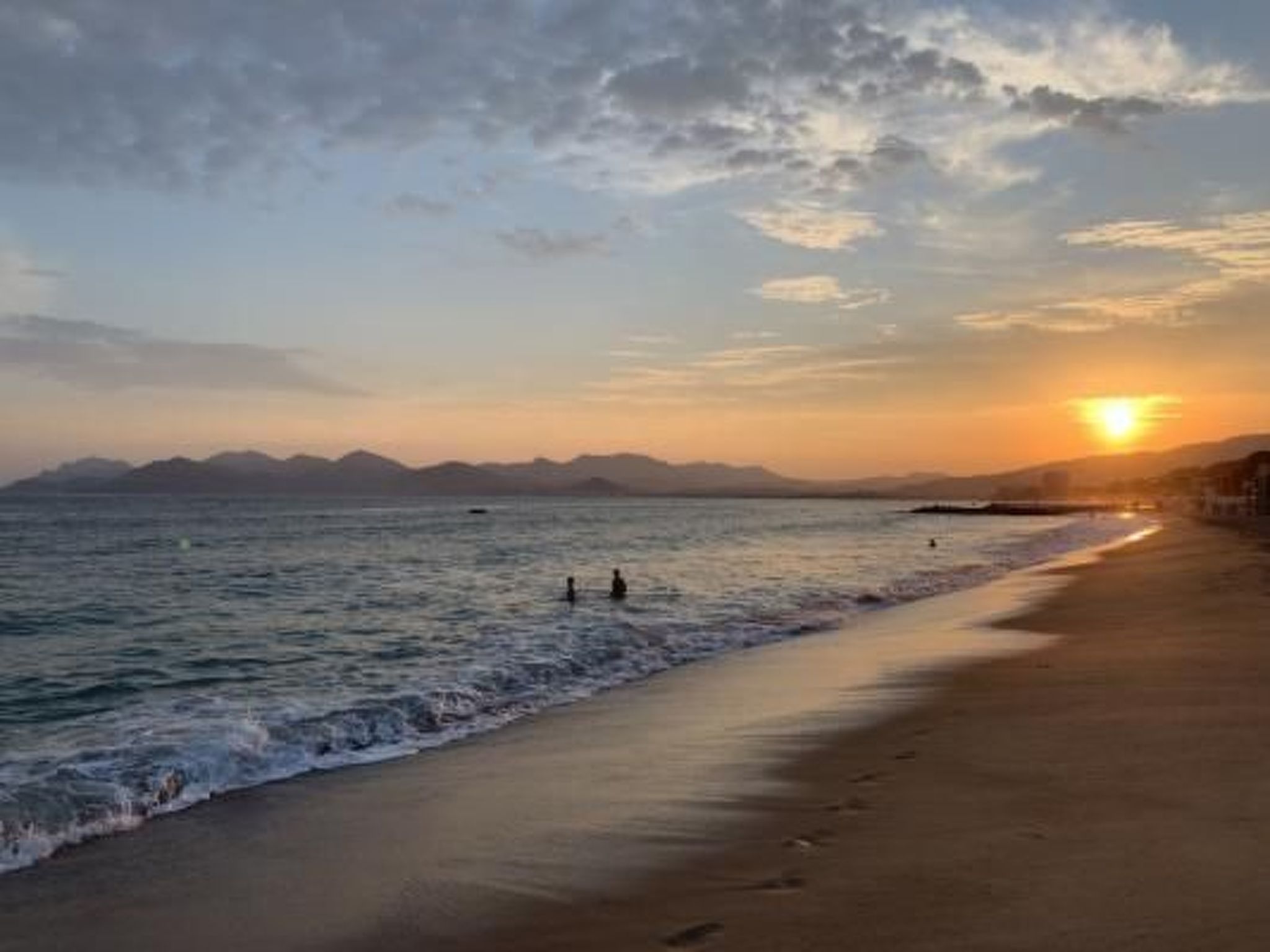 Moderne Wohnung in Mougins mit eigenem Garten-Binnen
